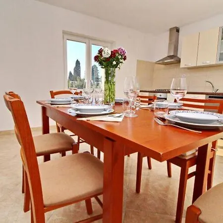 Lucija - Two Bedroom With Terrace And Garden View Apartment *