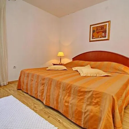 Lucija - Two Bedroom With Terrace And Garden View